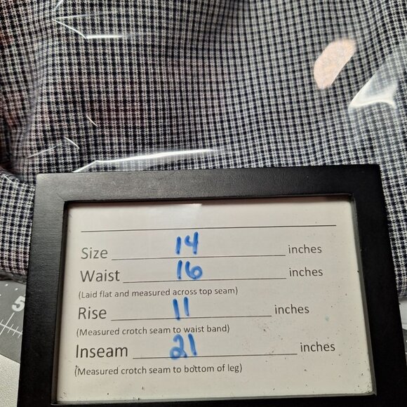 Christopher and Banks Cropped Pants Capri Side Zip Womens 14‎ - Picture 6 of 8